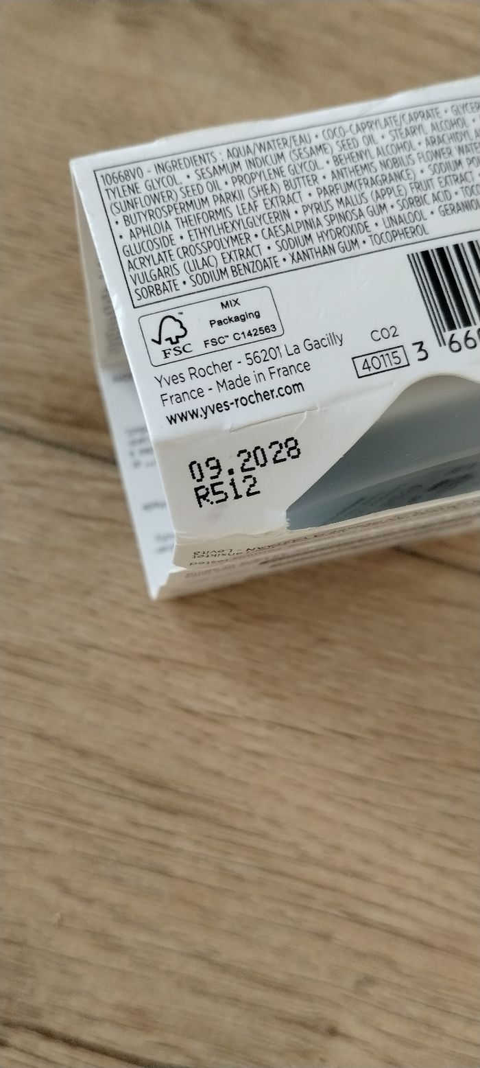 Lot anti-âge global Yves Rocher - photo numéro 5