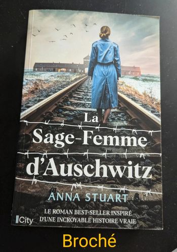La sage femme d'Auschwitz format broché