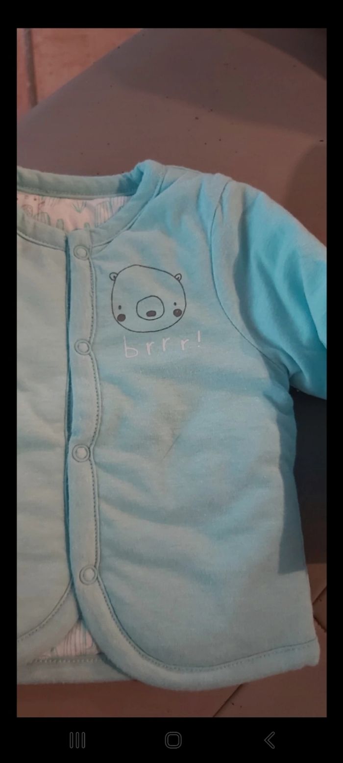 Gilet reversible vert 1 mois - photo numéro 3