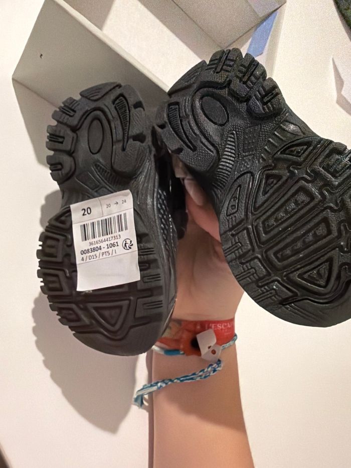 Basket garçon neuf - photo numéro 3