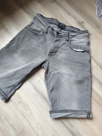 Short jean