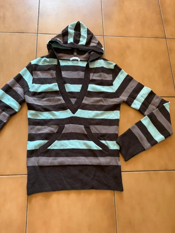 Pull femme T3 - photo numéro 2