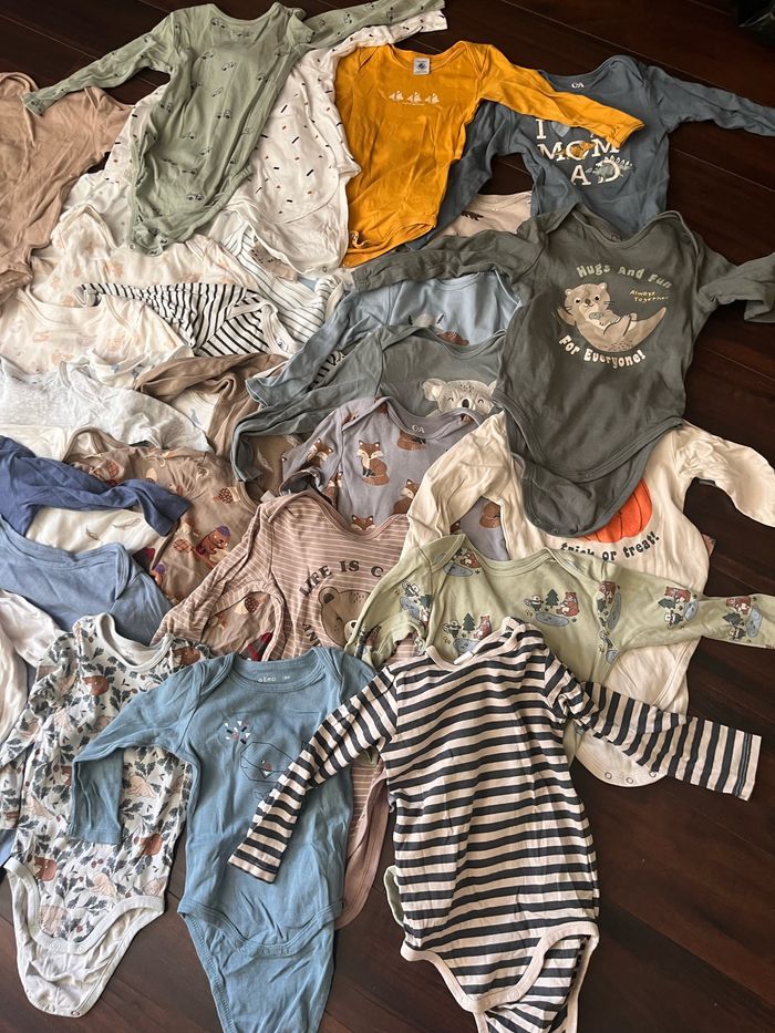 Lot de bodys 24 mois - photo numéro 4