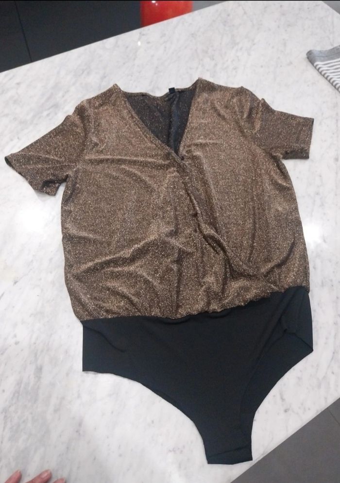 Lot de deux hauts kiabi