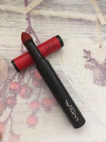 Rouge à Lèvres poudre  L’Oreal neuve