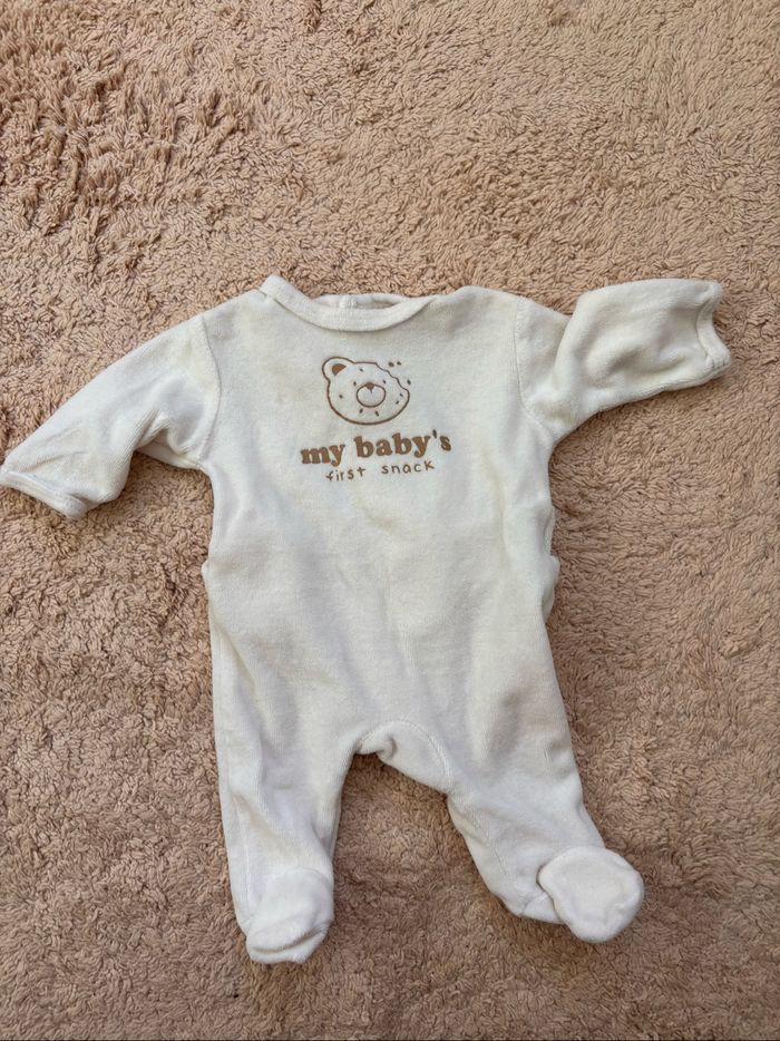 Lot de 4 pyjamas 1 mois - photo numéro 2