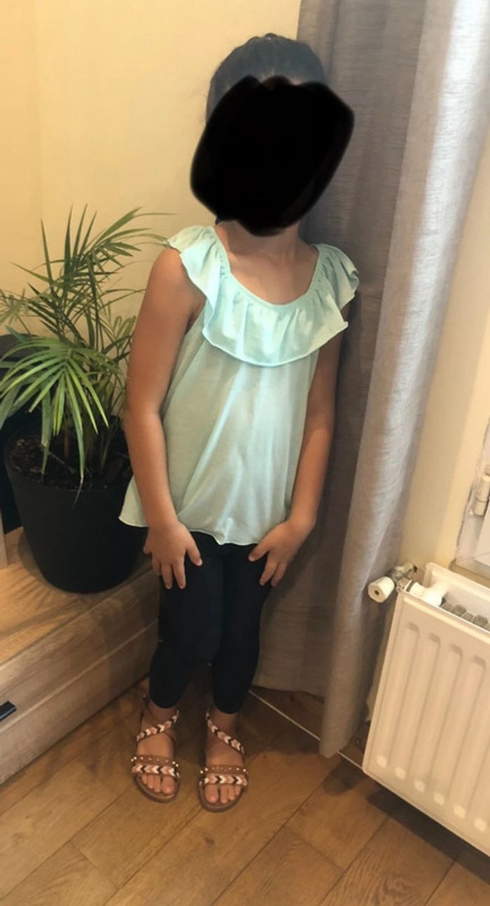 Joli haut 110-116 cm H&M - photo numéro 3