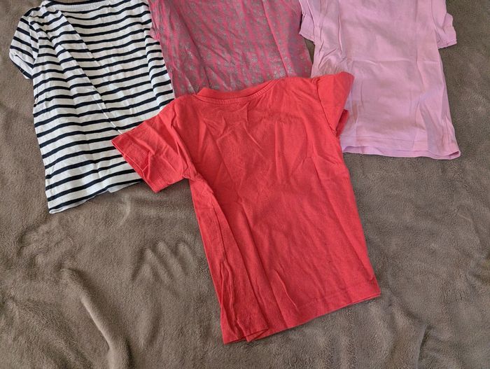 Lot de t-shirts fille 6 ans - photo numéro 2