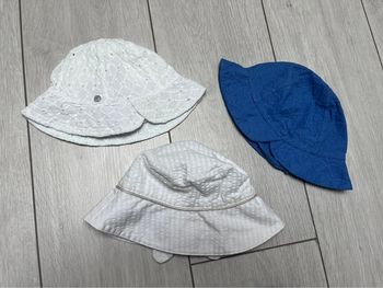 Lot chapeaux