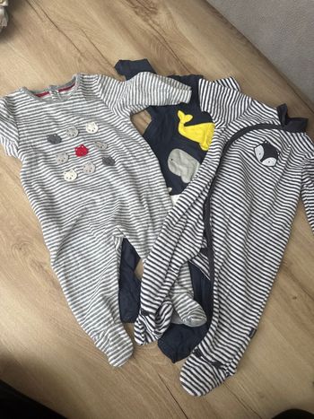 Pyjamas bébé