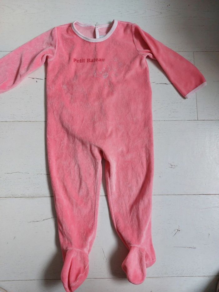Pyjama en velours rose Petit Bateau Taille 24 mois