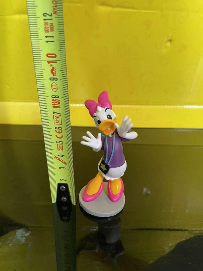 Figurine Daisy Duck Police Disney - photo numéro 2