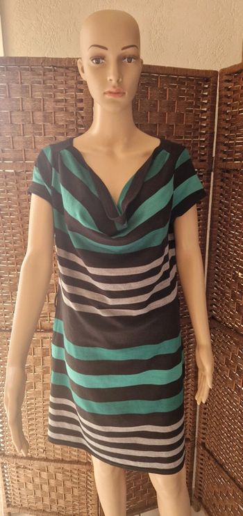 Jolie robe Cache-cache taille 40