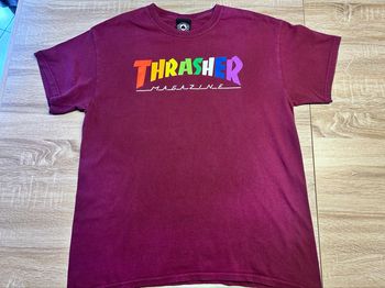 T-shirt Thrasher / Édition LGBT / Taille L / Bon état le
