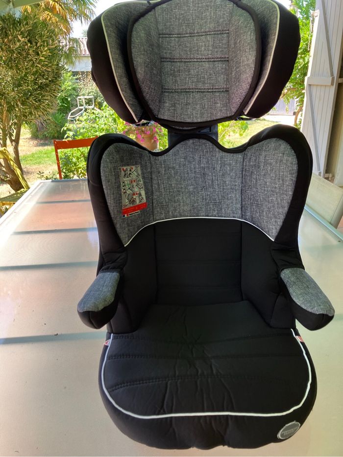 Siège auto réhausseur