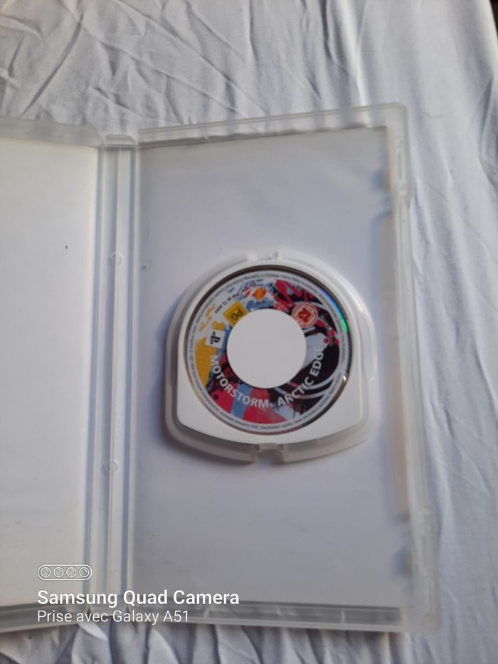 Jeu PSP portable Motor Storm - photo numéro 2