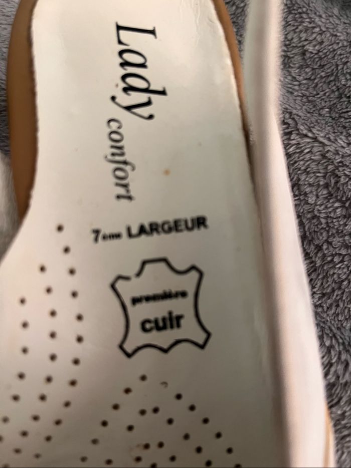 Chaussures ouvertes - photo numéro 2