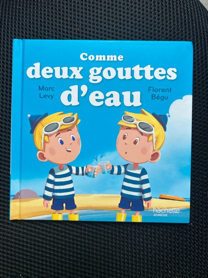 Comme deux gouttes d'eau