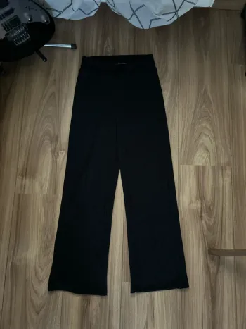 Pantalon noir ample