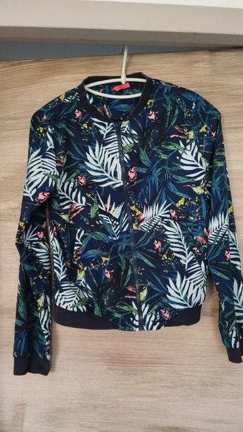 Gilet leger feuillages taille 14 ans Gémo