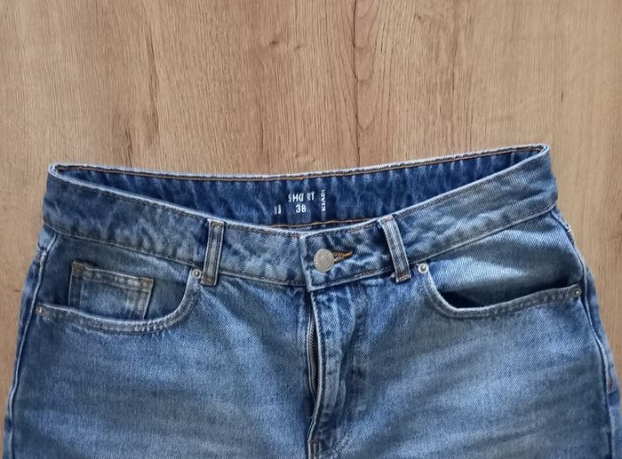Short taille haute " Kiabi " - photo numéro 2