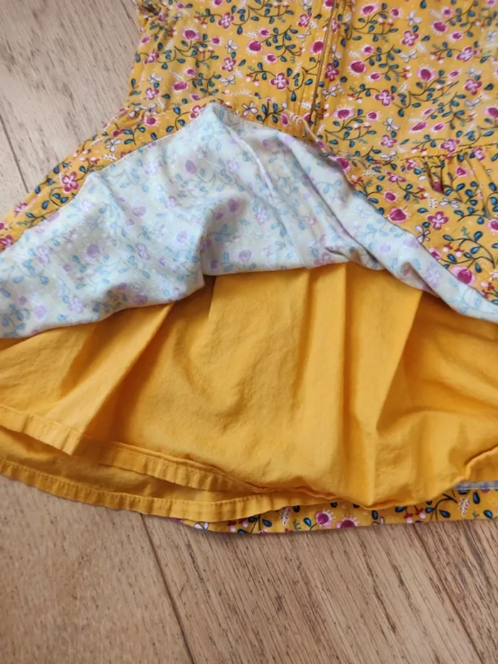 Robe jaune fleurie sergent major - photo numéro 4