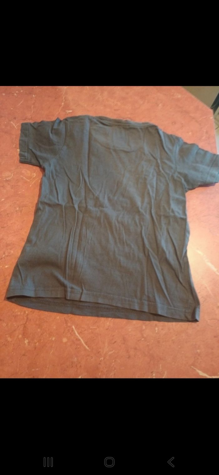 T.shirt garçon taille 8 ans - photo numéro 4