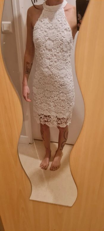 Robe blanche taille s