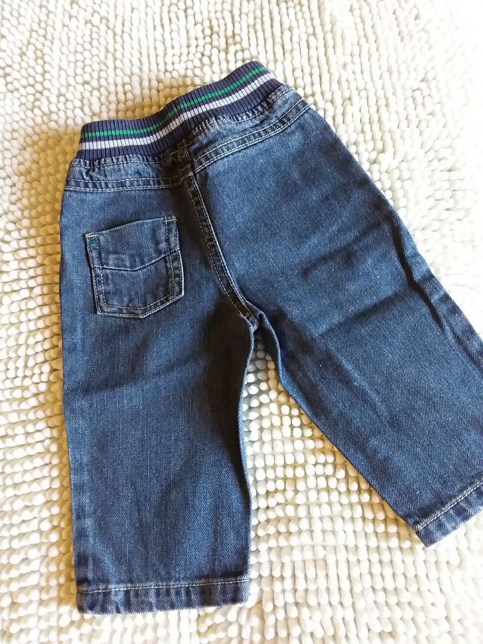 2 pantalons et 2 hauts pour bébé garçon en taille 6 mois - photo numéro 3