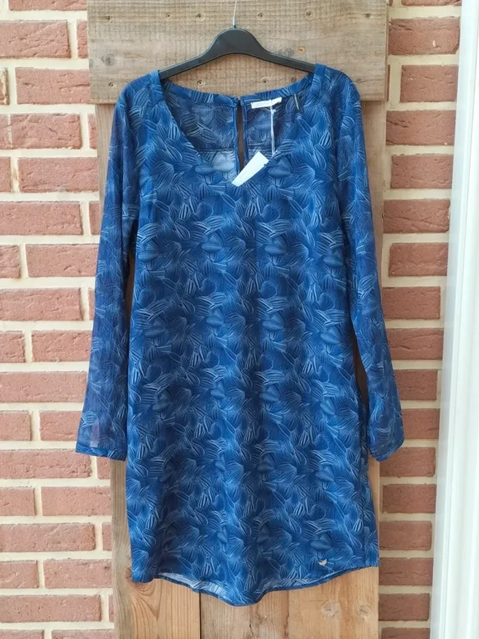 Robe a motif