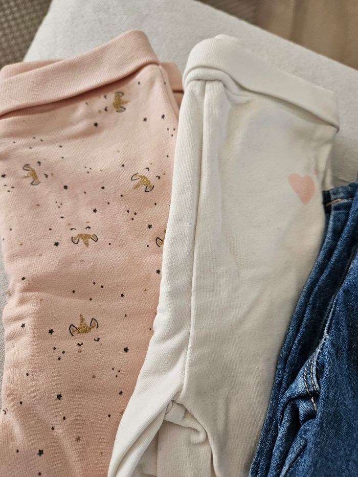 Lot pantalons et leggings - photo numéro 2