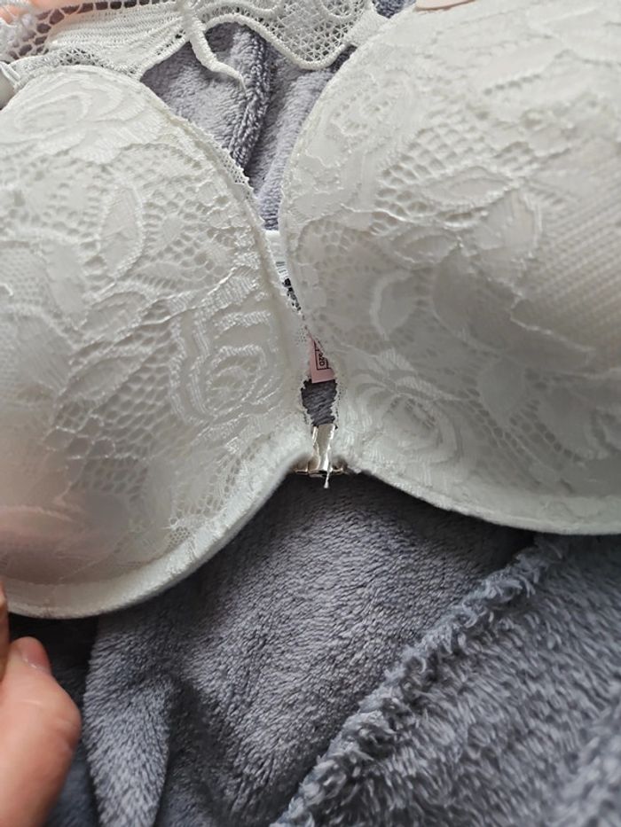 Soutien gorge - photo numéro 6