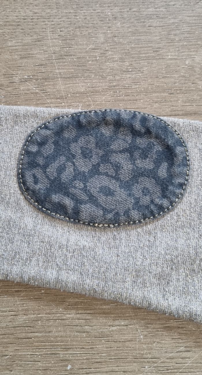 Pull fin Gianfranco Ferré 3-4 ans - photo numéro 4