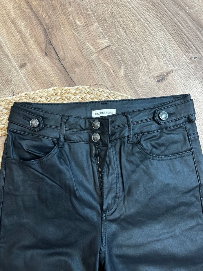 Pantalon femme similicuir  cache cache T40 - photo numéro 5