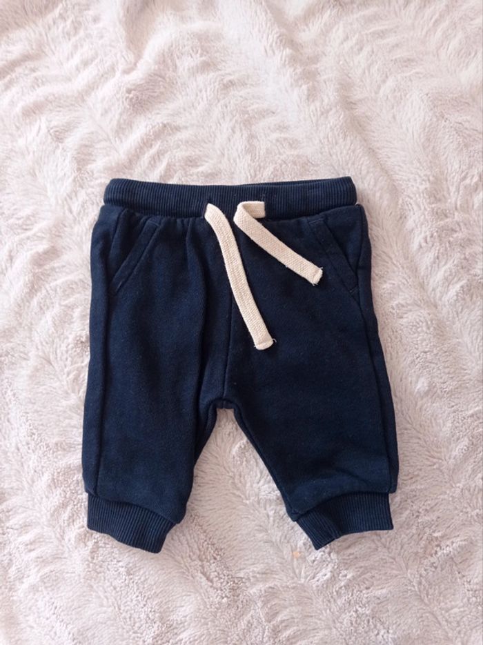 Jogging pantalon 1 mois