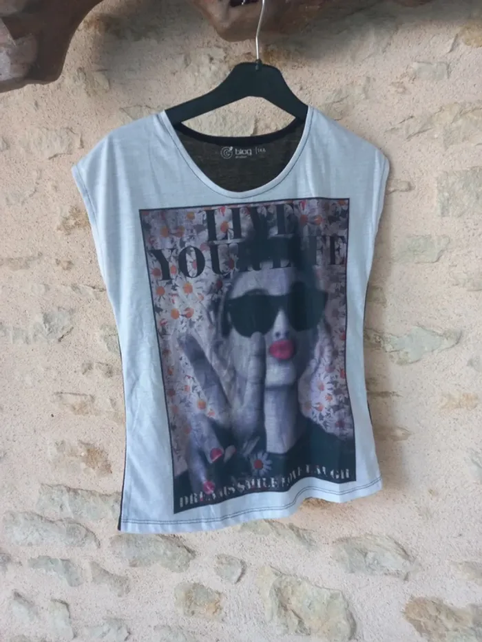 Lot 2 tee-shirts 14 ans - photo numéro 3