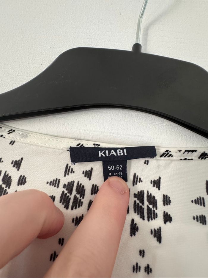 Blouse à motifs – Manches 3/4 – Taille 50/52 - photo numéro 2
