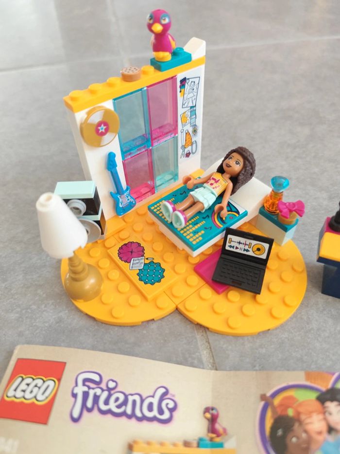 La chambre d'Andrea lego Friends - photo numéro 2