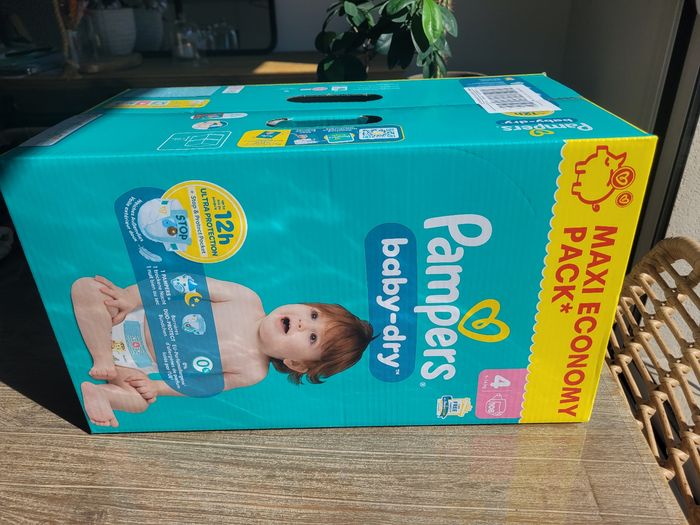 Pampers baby dry taille 4 - photo numéro 2