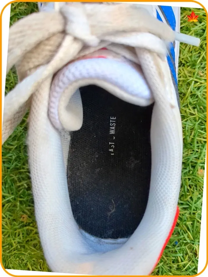 Basket Adidas enfant 31 et demi - photo numéro 7