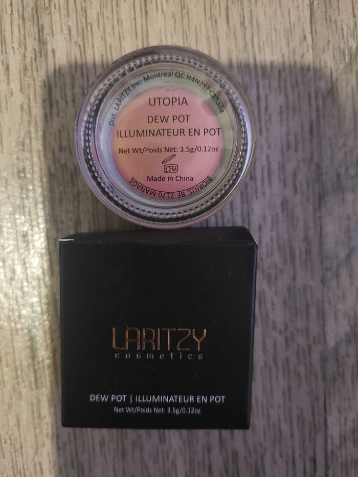 Illuminateur en pot Laritzy cosmétics