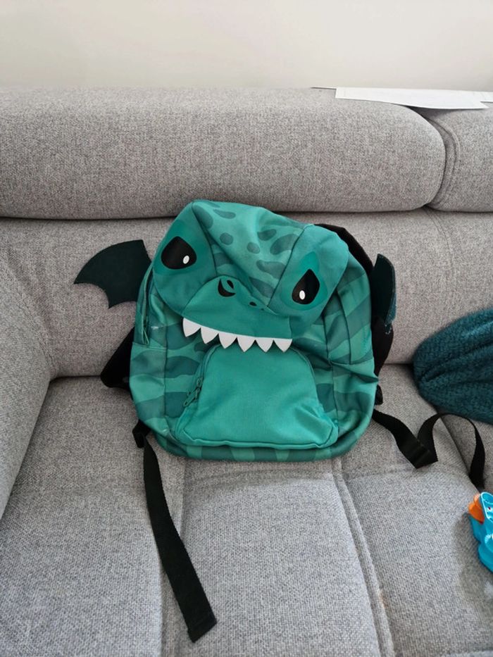 Sac à dos dragon