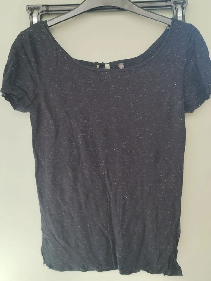 T shirt/haut noir épais Naf Naf