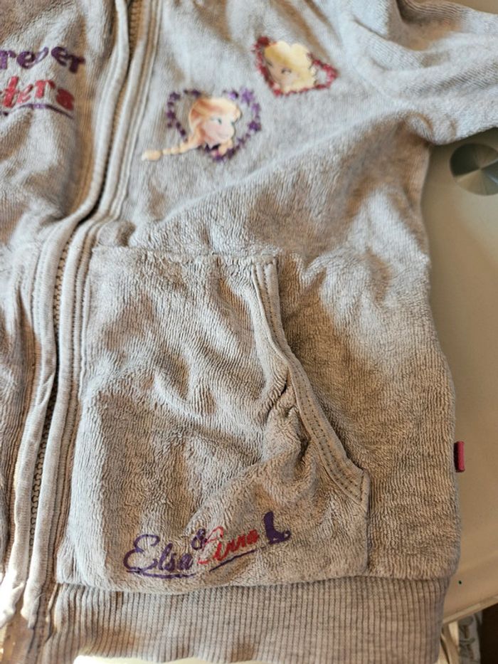 Gilet à capuche reine des neiges - photo numéro 4