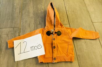 Lot n° 234 Gilet à boutons Fun & Fun 12 mois