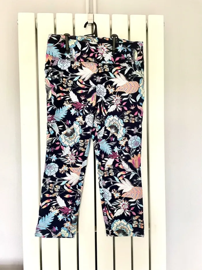 Pantalon à motif floral . - photo numéro 10