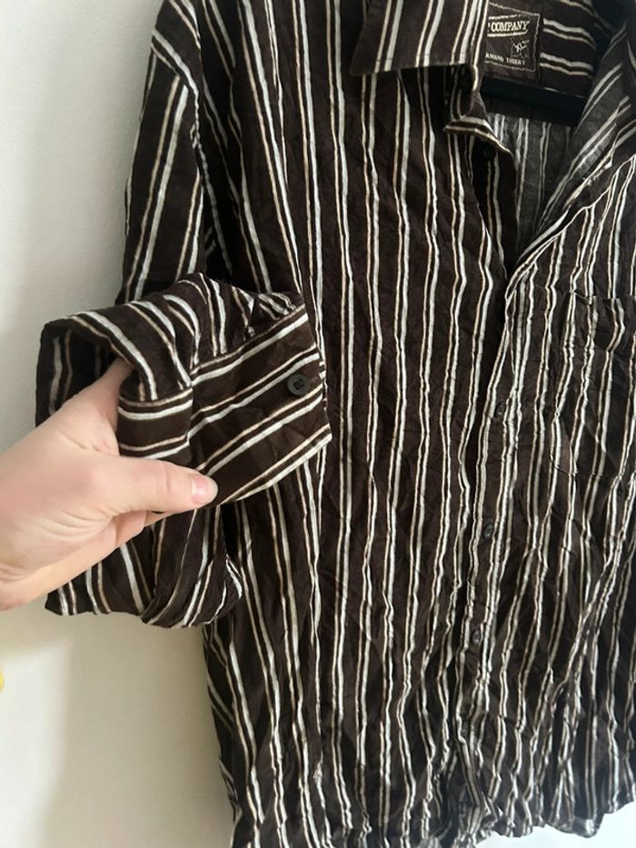 Jolie chemise style velours à rayures marron • Armand Thiery • Taille XL/42 - photo numéro 6