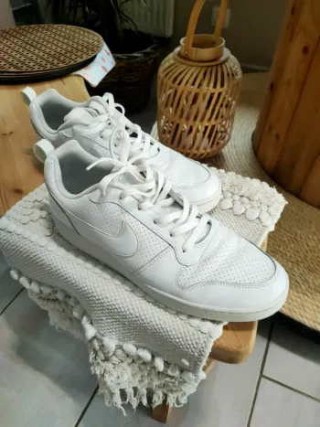 Nike blanches - T46