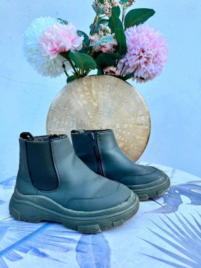 Bottines vertes || Zara || taille 23 - photo numéro 3