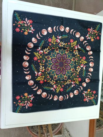 Nappe Mystique – Tapis de Tirage Tarot & Oracle, Ambiance Ésotérique